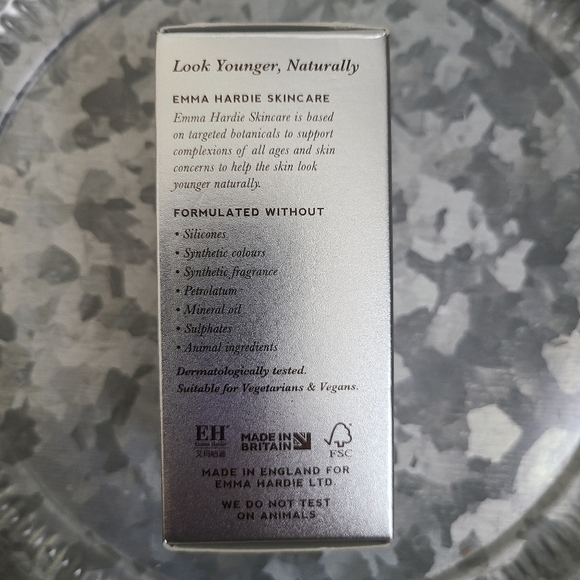 ⭐️40% Off⭐️ EH Emma Hardie Brilliance Facial Oil - Picture 7 of 12